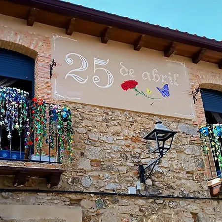 Homestay 25 De Abril