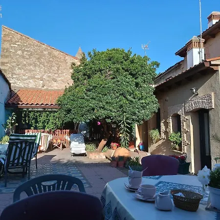 Homestay 25 De Abril