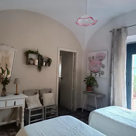 25 De Abril * Santa Cruz de la Sierra