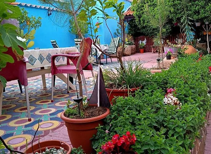 25 De Abril Homestay szállás