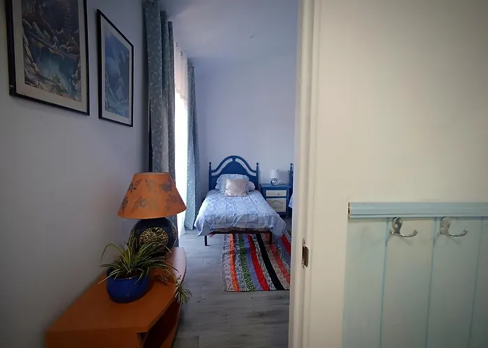 25 De Abril Homestay szállás